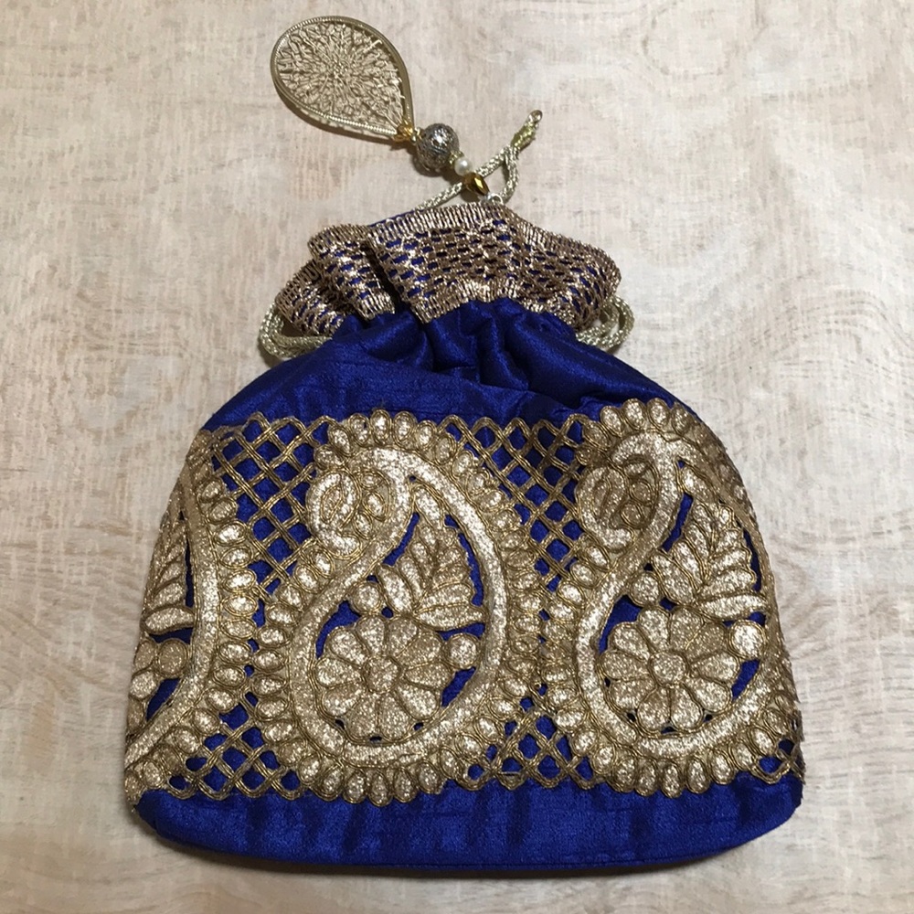 Fabric Tied Drawstring Gift Bag